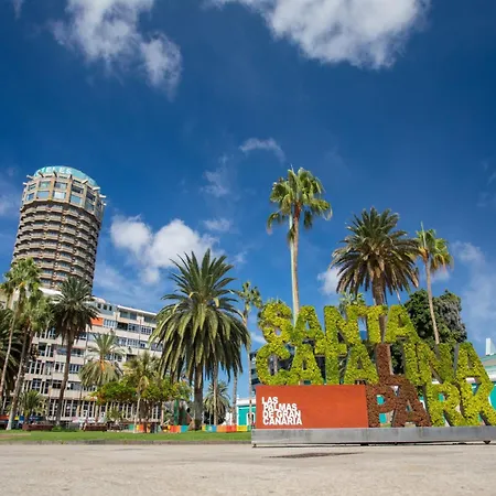 In Palmas By Canteras * Las Palmas de Gran Canaria
