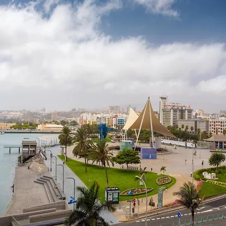 In Palmas By Canteras * Las Palmas de Gran Canaria